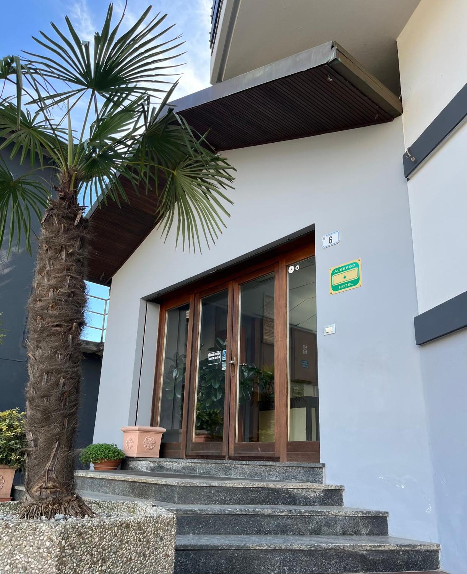 Hotel Aurora كوليكو المظهر الخارجي الصورة